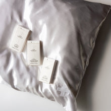 Load image into Gallery viewer, Holiday Dream Collection